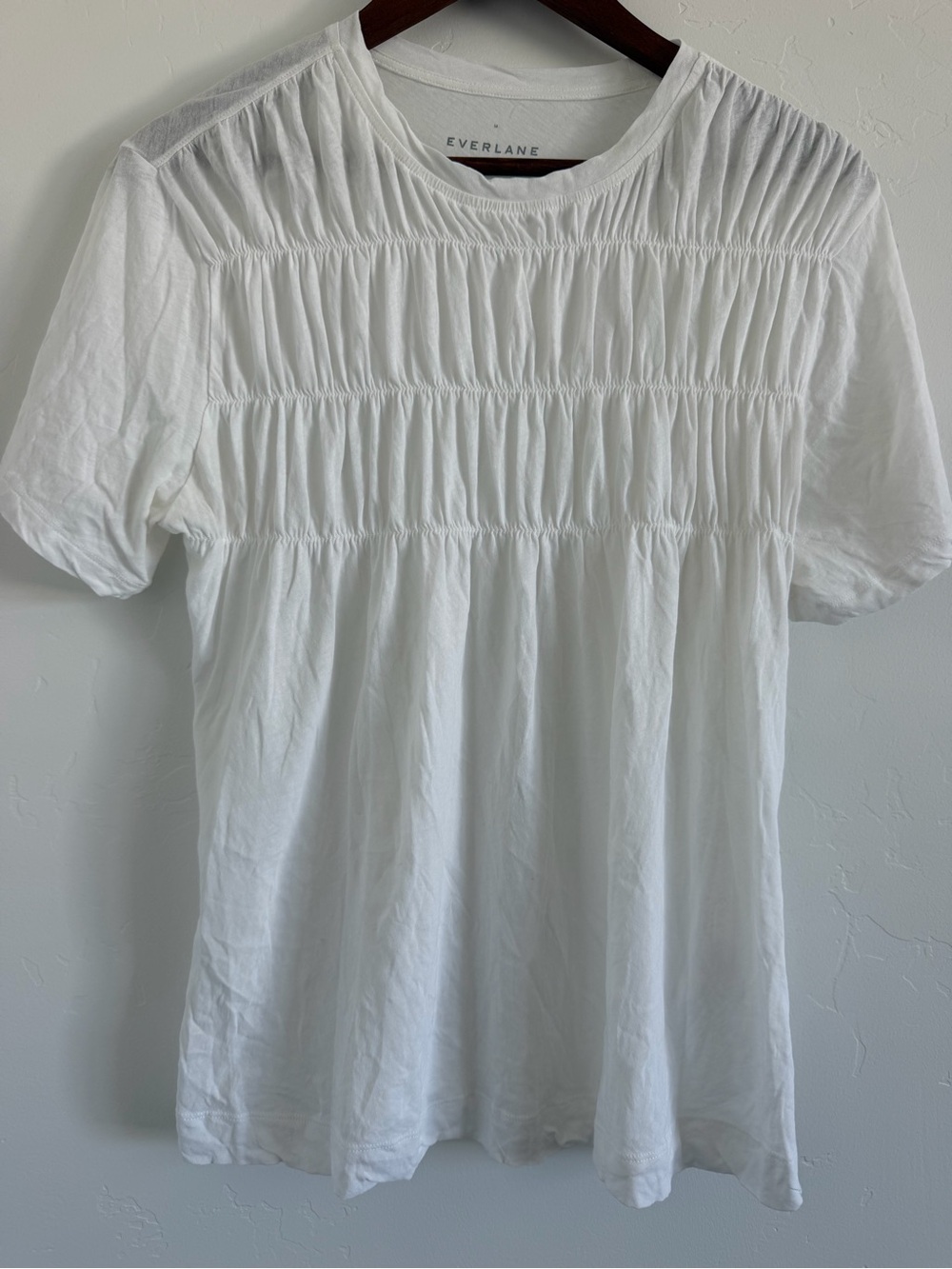 Everlane White Smocked Top Women’s Medium 100% Cotton Short Sleeve Blouse
